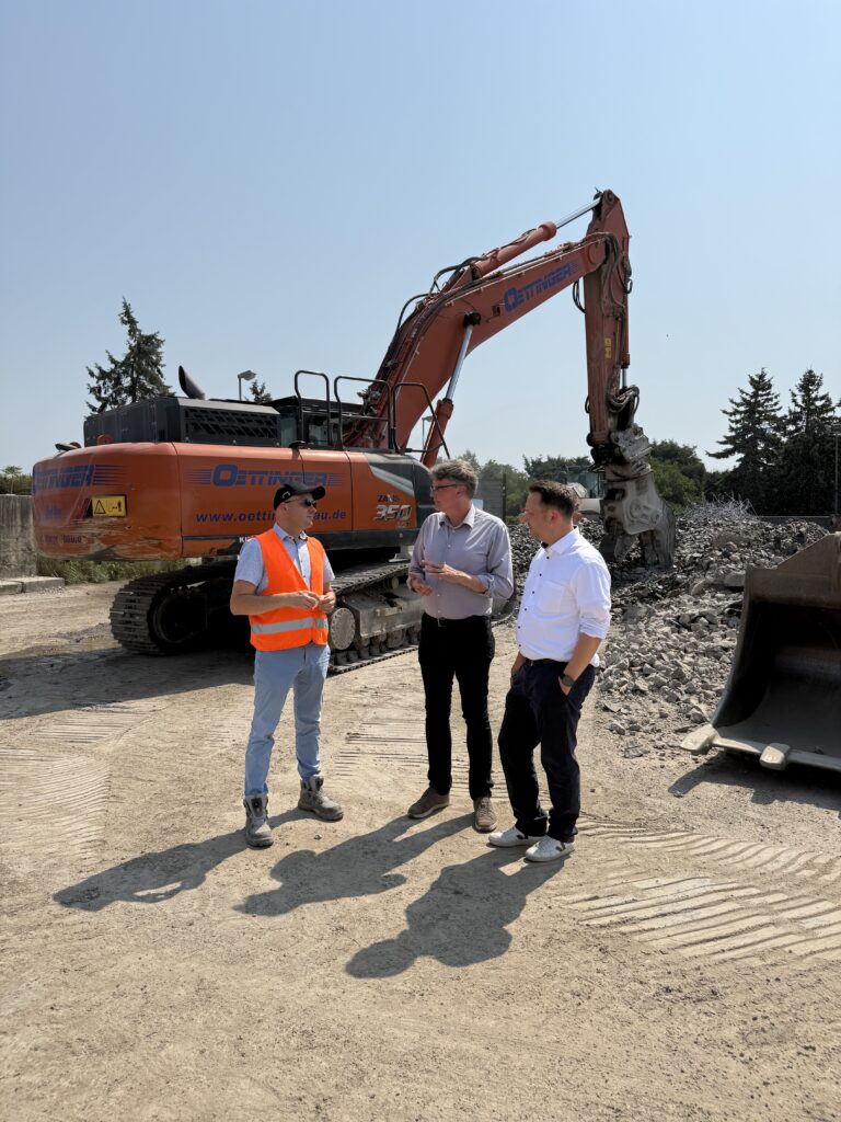 Zu Besuch bei der Oettinger Gruppe: Innovative Kreislaufwirtschaft im Bauwesen